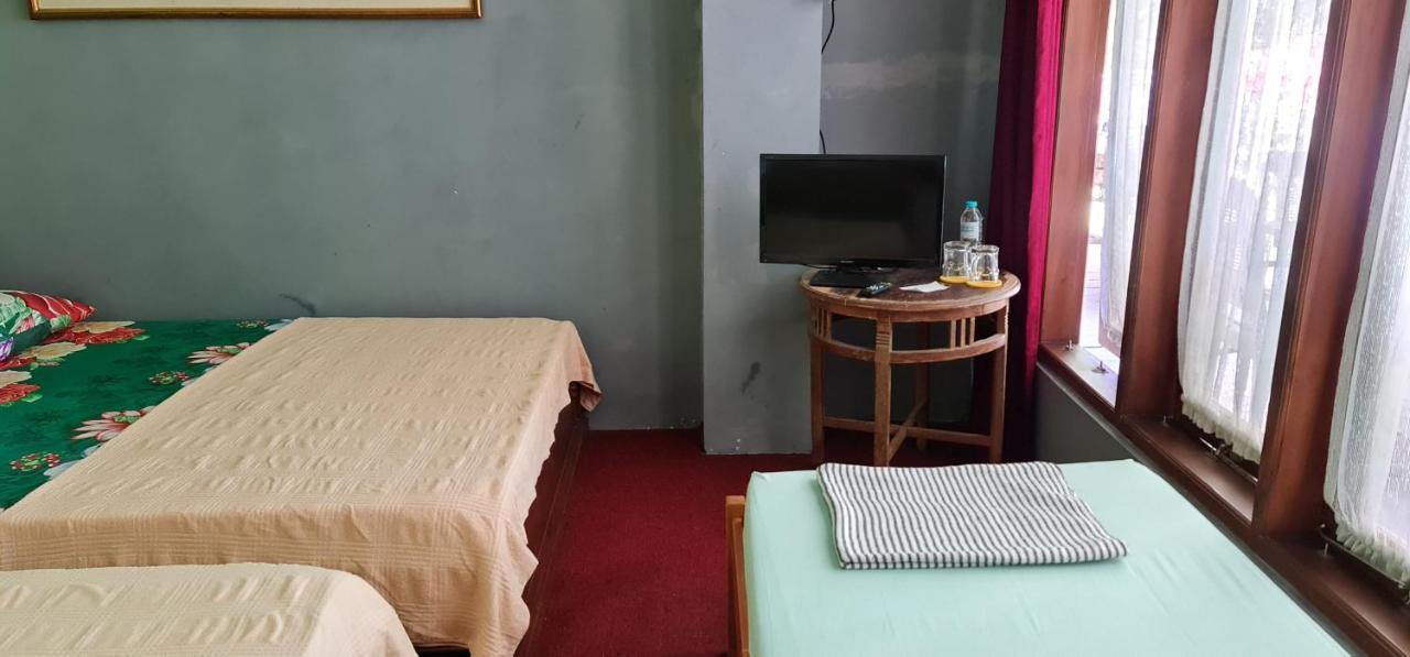 Homestay Triniti Lembang Ngoại thất bức ảnh