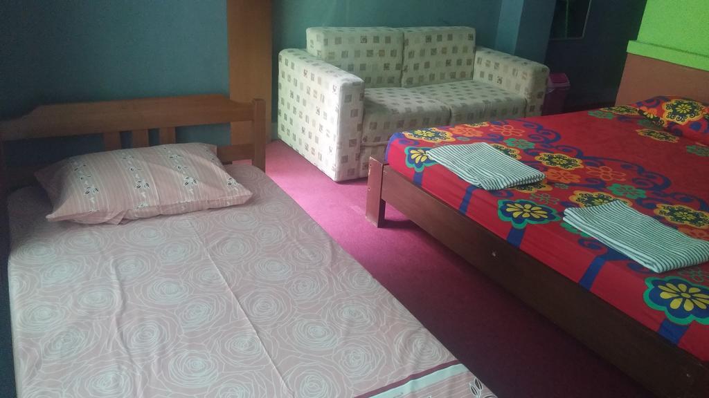 Homestay Triniti Lembang Ngoại thất bức ảnh