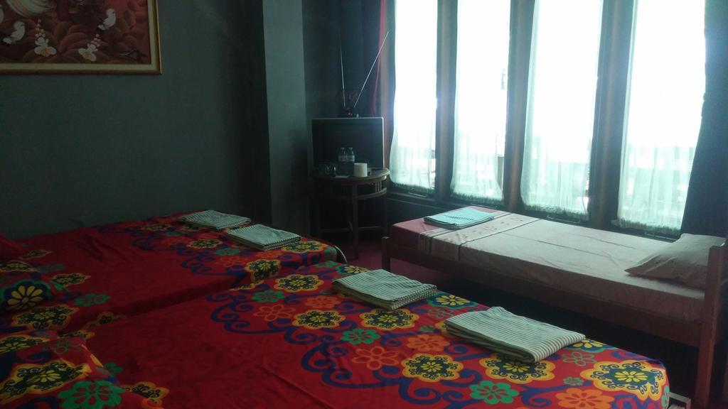 Homestay Triniti Lembang Ngoại thất bức ảnh