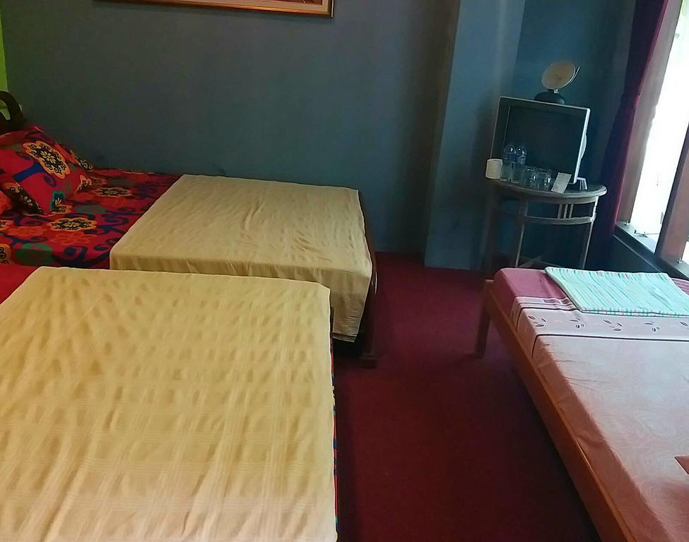 Homestay Triniti Lembang Ngoại thất bức ảnh