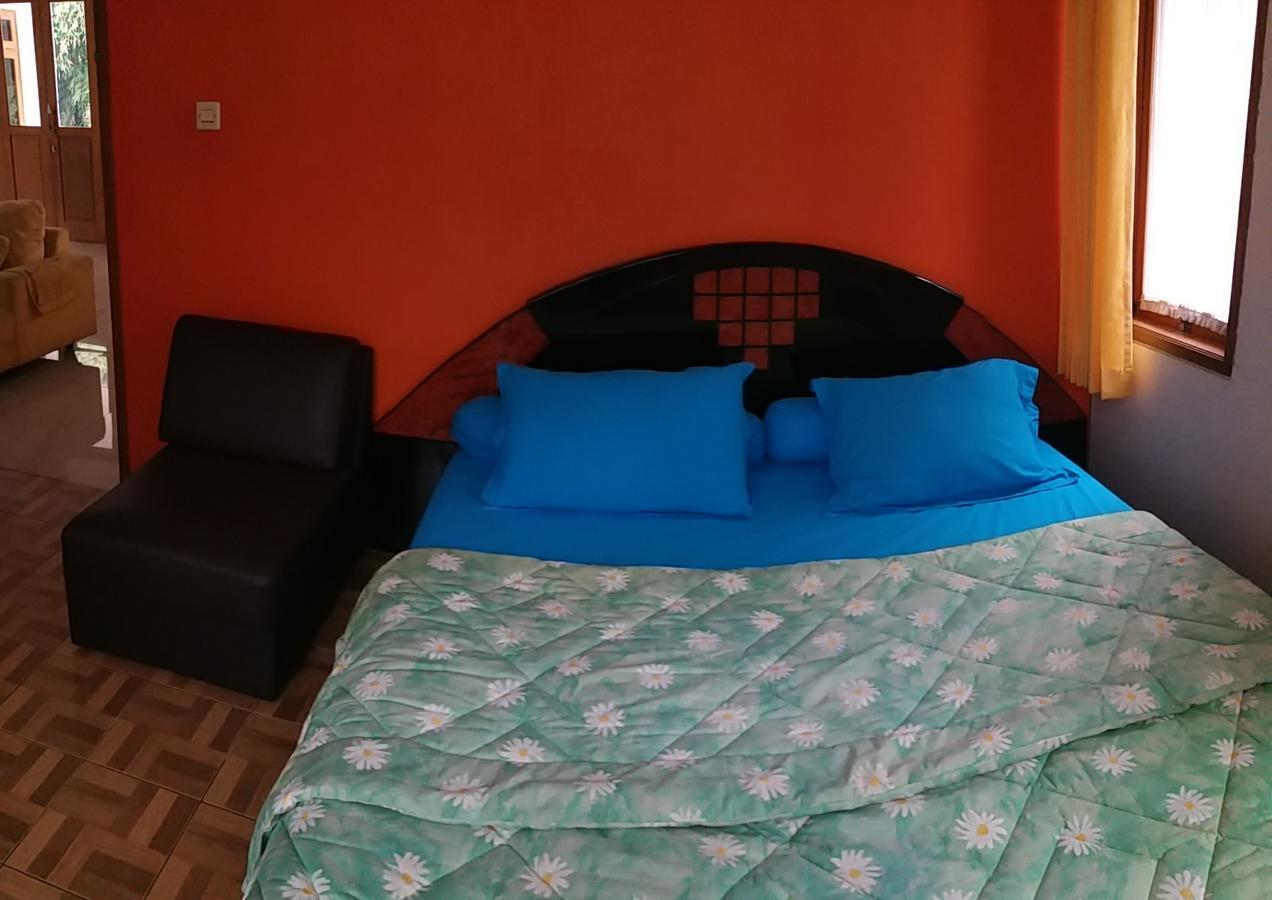 Homestay Triniti Lembang Ngoại thất bức ảnh