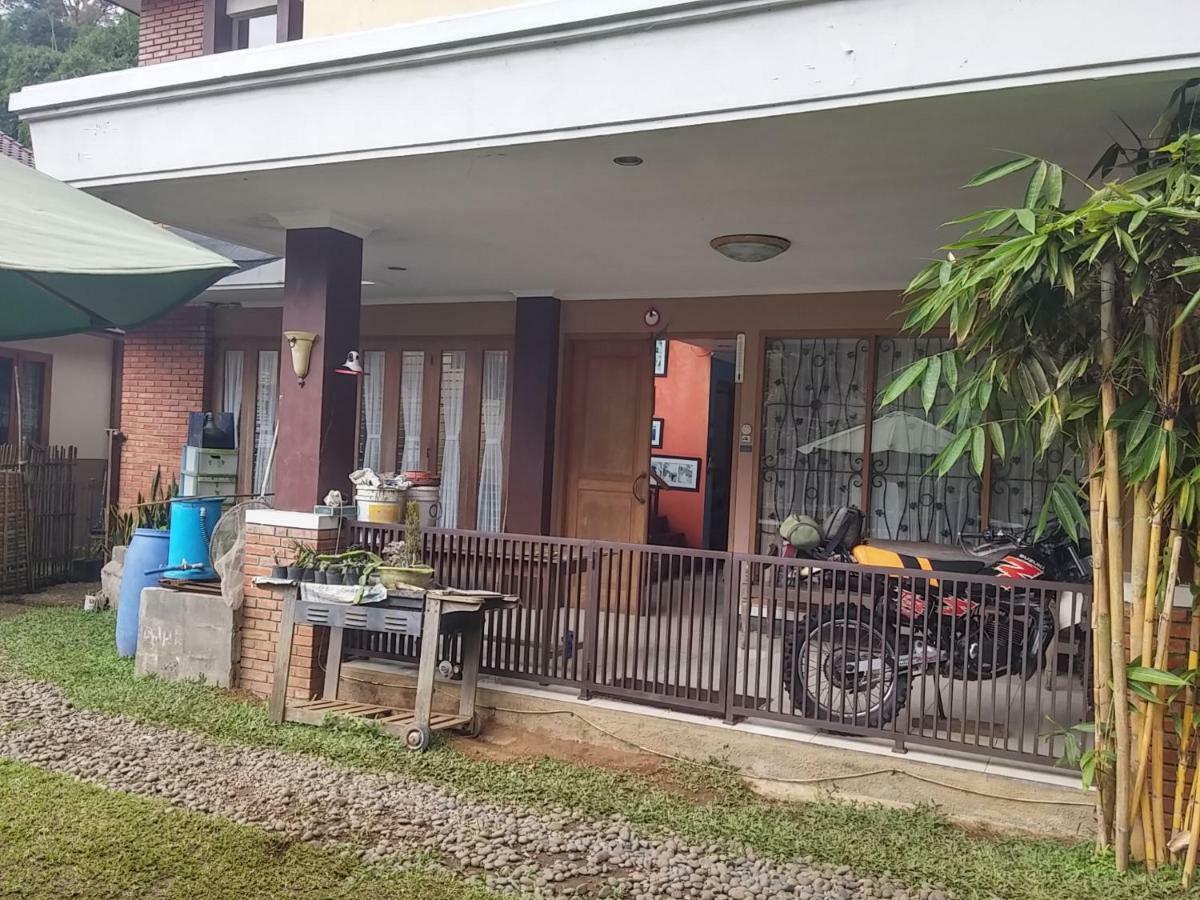 Homestay Triniti Lembang Ngoại thất bức ảnh